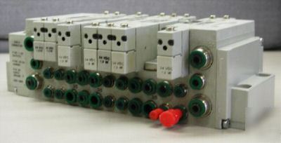 Numatics R2 series 2 & 3-position 4-way valves