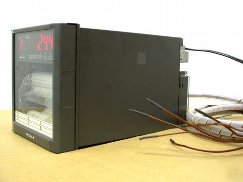 New yokogawa temperature recorder SR1000 little used as 