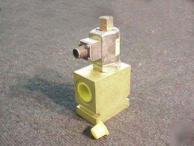Vickers SV3-3074 modular solenoid valve 3000 psi 