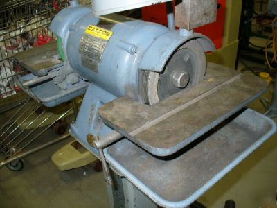 Tool grinder baldor 6
