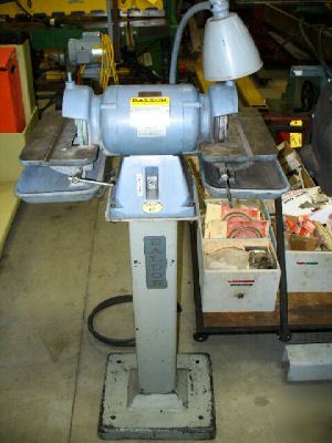 Tool grinder baldor 6