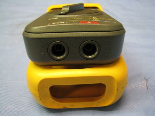 Fluke 16 multimeter w/temp. probe, 2 sets of leads 