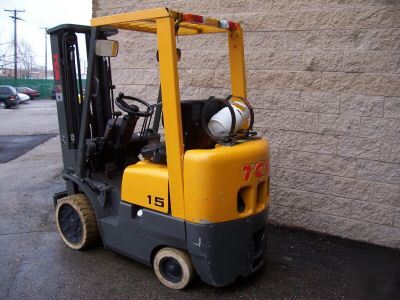 Forklift tcm 3000LB triple runs 