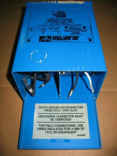 300WATT weather proof pool transformer 120/12-14 volts