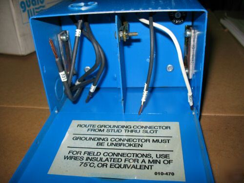 300WATT weather proof pool transformer 120/12-14 volts