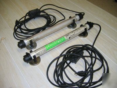 Baracuda magnetic mount 2 ' flouresant light