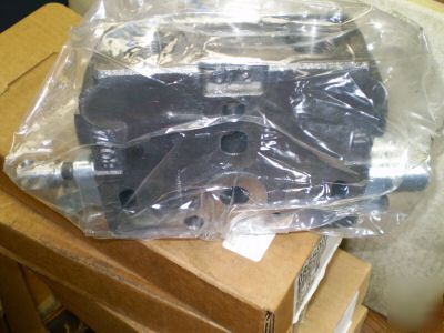 Lot of 4 gresen work sections V20P manually operated