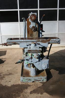 Kempsmith horizontal milling machine plus tooling