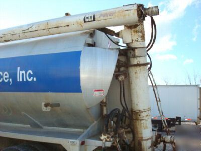 1991 gmc topkick/auger feed bed
