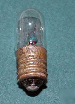 Nos indicator lamp bulb # 42 3.2V 0.35A raytheon