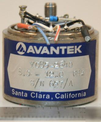 Avantek Y085-2640 yig tuned oscillator 8.0-12.0 ghz