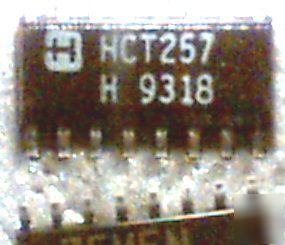 50 74HCT257 quad 2-line - 1-line data selector mux ,smt