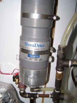 Novatec plastic hopper dryer 2004 mdc-2001 / DF2S