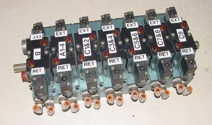 Mac pneumatic solenoid valve bank 7PCS