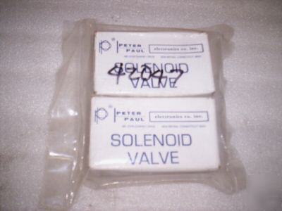 New peter paul solenoid valve lot of 2 p/n 42047, 