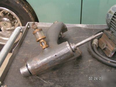Cincinnati i.d. attachment grinder