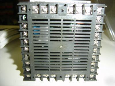 Love controls series 2600 digital temperature controlle